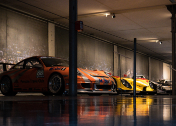 Used Porsche auto auctions