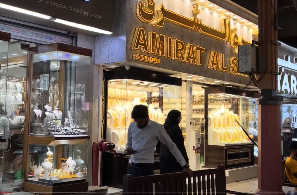 Gold Rate in dubai gold souk