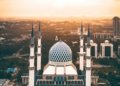Mosque at sunset illustrating Ramadan 2027 in the United Arab Emirates