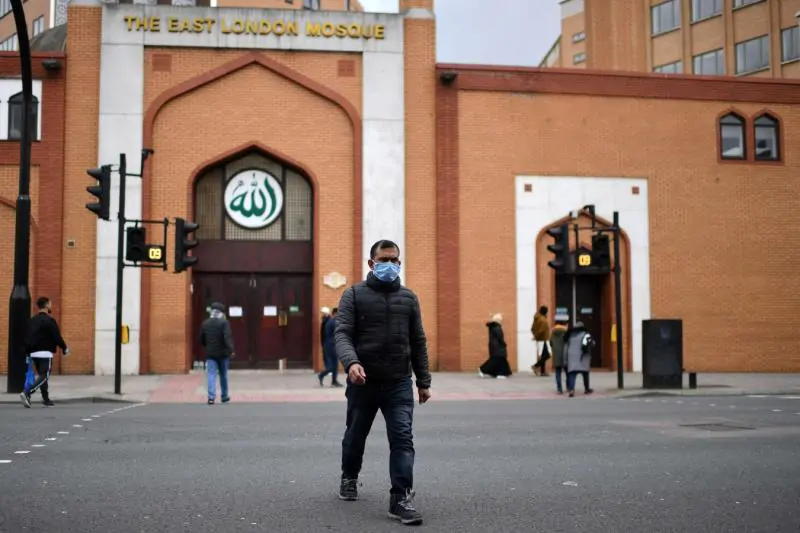 UK the only country in Europe where all mosques were reopened