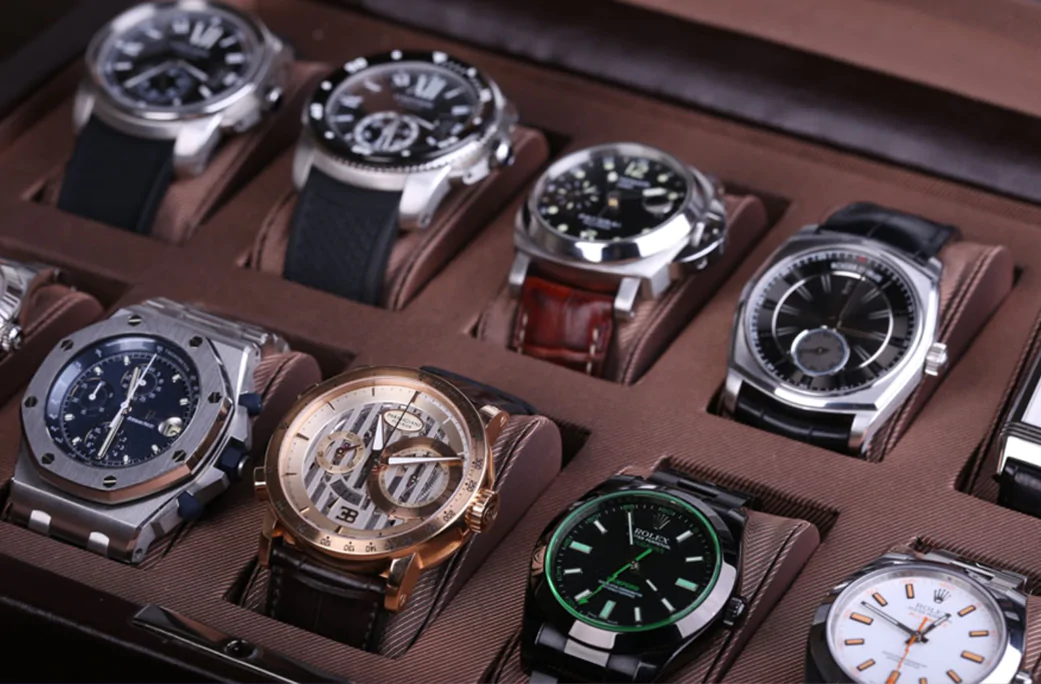 Things to consider before buying pre-owned luxury watches in Dubai