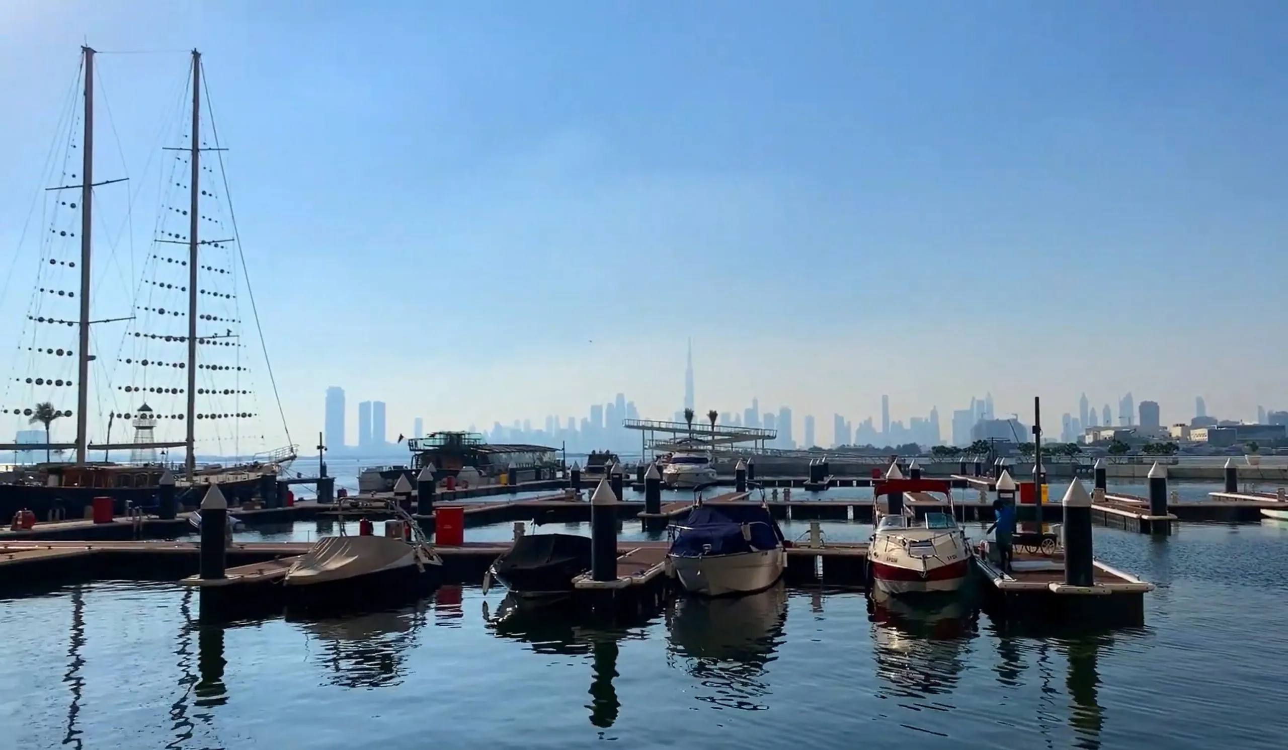 WATERFRONT COMMUNITY DUBAI CREEK