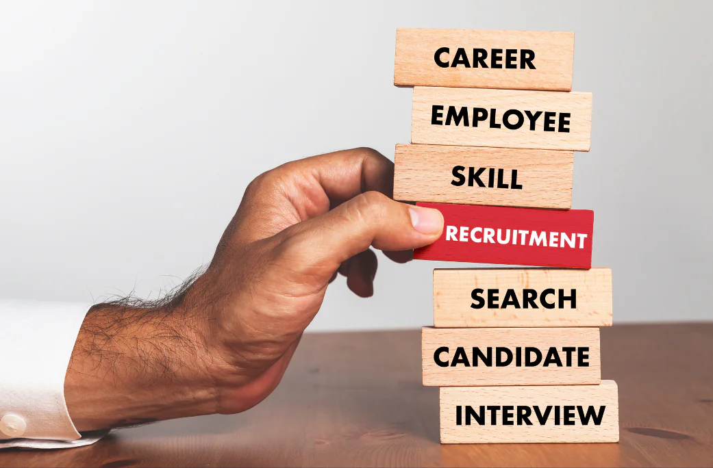 The Top 7 Compensation and Benefits Trends to Include in Your Recruitment Strategy in 2023