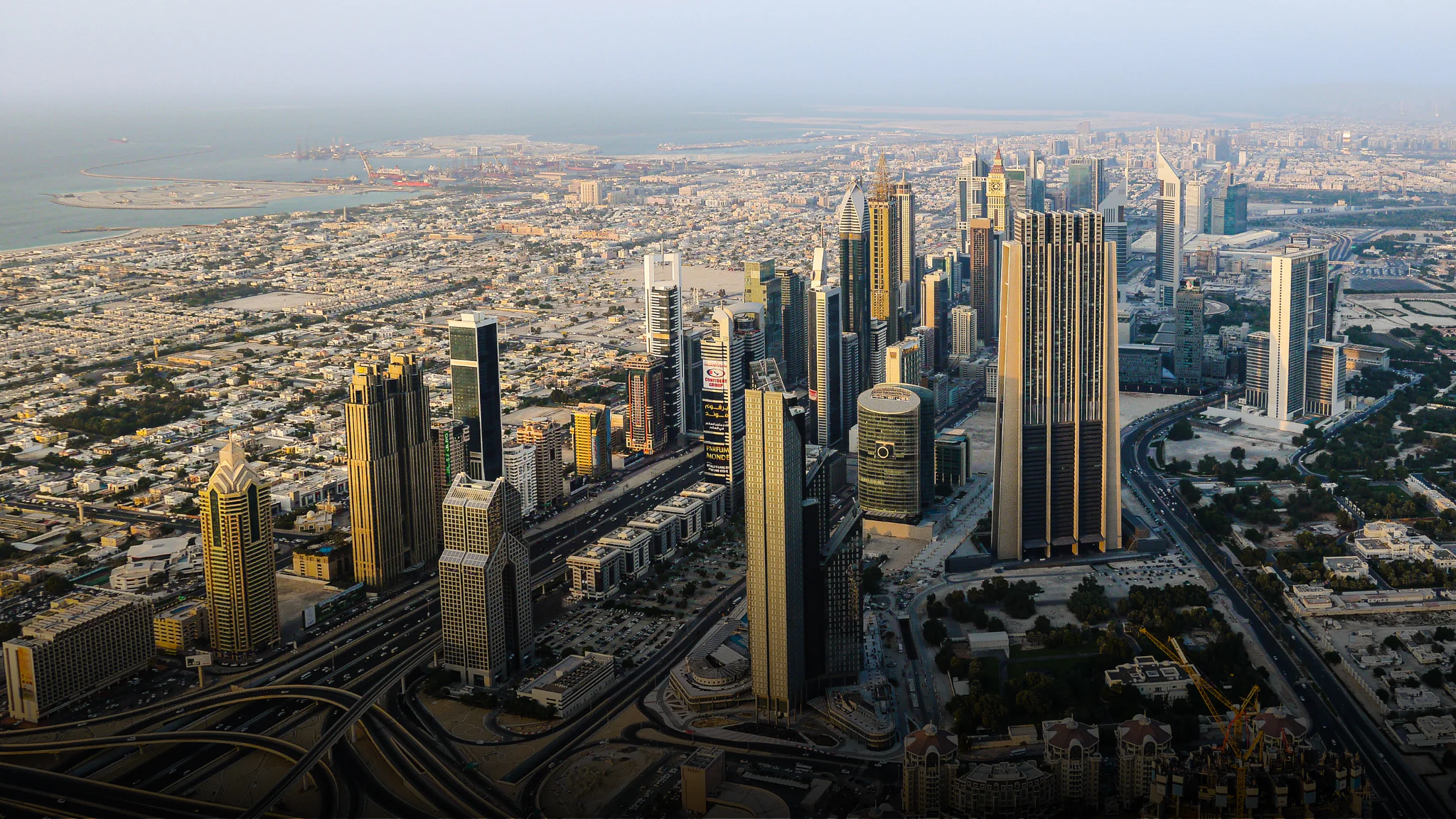 Commercial Real Estate in Downtown Dubai: Office Rental and Sales Opportunities for Modern Businesses